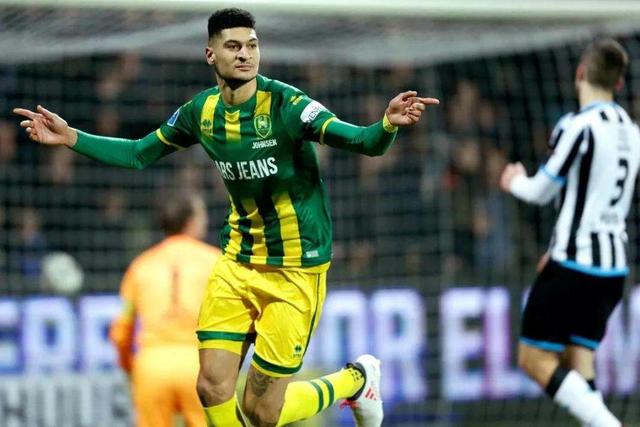 斯诺克世锦赛：肖国栋胜周跃龙 晋级16强