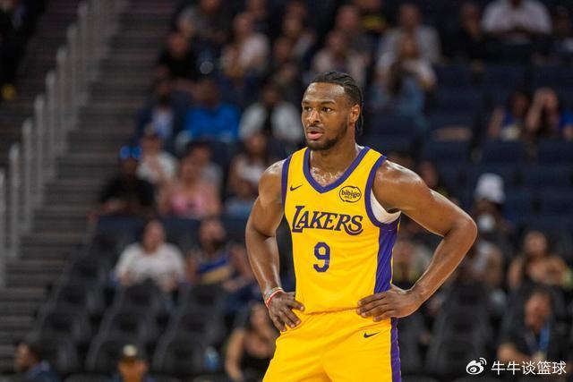 林孝天重伤！右踝三角韧带断裂 右侧腓骨骨折